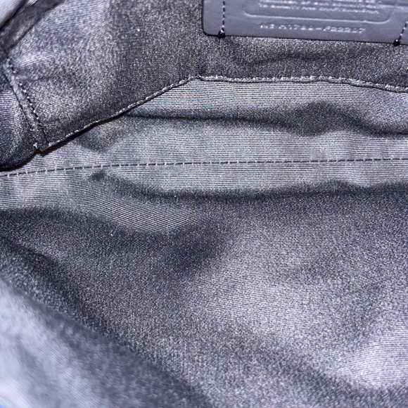 Coach Carrie Blue metallic Pebbled Leather
Chain Crossbody Shoulder Bag - Picture 8 of 12